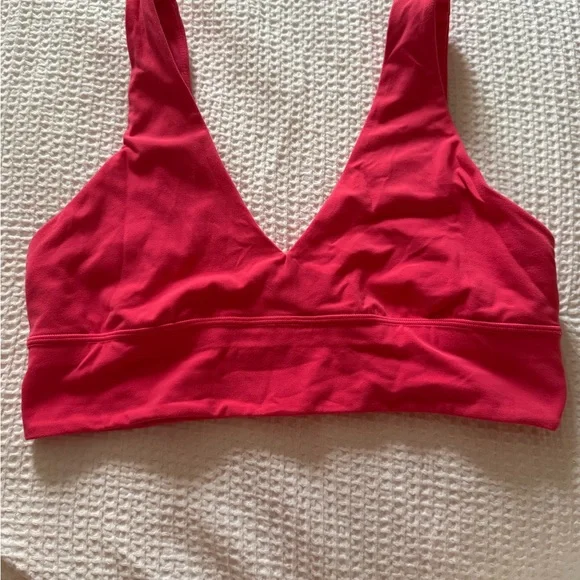 lululemon Red Sports Bra - Picture 1 of 3
